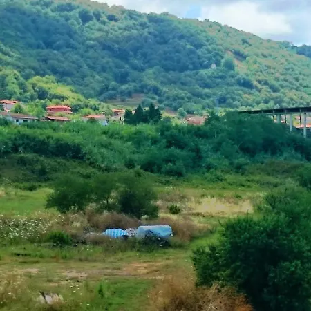 Locazione Turistica Luce Lägenhet